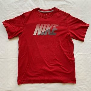 Big Kid’s Nike T-Shirt